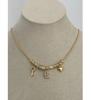Özel Seri Charm Detay Gold Dorika Kolye