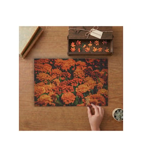 Kadife Çiçeği Tasarımı 240 parça Ahşap Puzzle Ahşap Kutuda MP05440