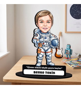 Kaşif Astronot Erkek Çocuğa Hediye Kişiye Özel Karikatürlü Biblo