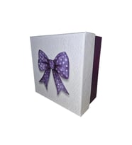 GIPTA LUCKY COLOR KARE HEDİYE KUTUSU BX3312 B NO:4 160x160x90mm - TEKLİ
