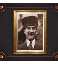 Özel Seri Paspartulu Çerçeveli Atatürk Tablo l613 (Gold)