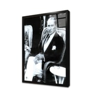 Atatürk Türk Kahvesi ve Sigara İçerken Çerçeveli Cam Tablo