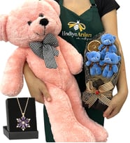 Premium Hediye Seti - Ametist Taşlı Lotus Kolye, 3'lü Ayıcık Buketi ve Pembe Peluş Ayıcık (Model 2)