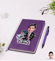 BK Gift Kişiye Özel Erkek Bankacı Karikatürlü Mor Termo Deri Defter Kalem Seti Model 3