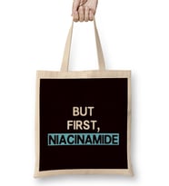Funny But First Niacinamide Dermatology Dermatologist Medic Bez Çanta Uzun Saplı