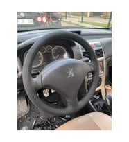 DİKİŞLİ DİREKSİYON KILIFI KARBON DERİ SİYAH DİKİŞLİ PEUGEOT 307 İÇİN HIZLI KARGO