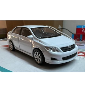 Oyuncak Metal Model Araba 1/36 Çek Bırak 2009 Toyota Corolla Beyaz