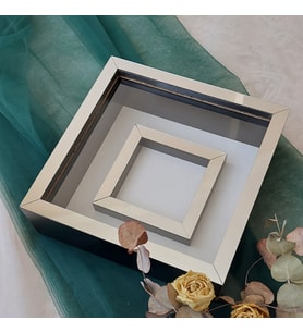 25x25 Cm Fotoğraf Bölümlü Siyah Yarı Gümüş Kaplı Verda Anı Çerçevesi-6 cm Derinlikli Anı Çerçevesi(Fotoğraf Hediye)