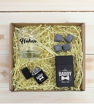 BK Gift Kişiye Özel İsimli Baba Temalı Viski Kadehi&Viski Taşı&Çakmak&Sigara Kutusu Hediye Seti-5, Babaya Hediye, Babalar Günü Hediyeleri