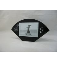 Siyah Çerçeve 15x10 cm Yatay Cam Ayna 6x4inch Photo Frame Siyah Cam Aynadan üretilmiştir. Photo Frame