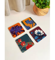 Modern Çiçek Desenli Ahşap Bardak Altlıkları - 4’lü Set, Şık ve Kullanışlı Tasarım