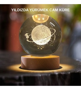 Sarı Işıklı Dekoratif Cam Küre Kız Figürlü Ahşap Standlı