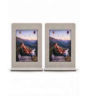 StoreBaskı 2 Adet Masa Üstü Ahşap Fotoğraf Çerçevesi 9×14 cm – Kişiye Özel Fotoğraf Baskısı Dahil