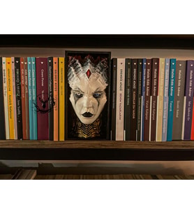 hayatvesanat  Lilith / Kitaplık Figürü / Kitap Tutucu