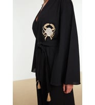 Moda Dokuma Rahat Kalıp Uzun V Yaka Standart Kol Flamlı Pamuk Basic Düz Desen Kimono Kaftan (Siyah)