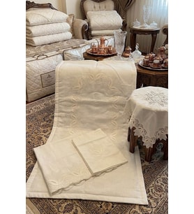 Fransız Dantelli Lale Model 4 Parça Gardenya Kumaş Seccade Seti