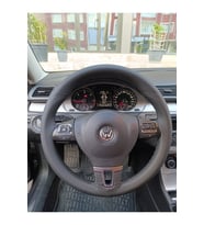 DİKİŞLİ DİREKSİYON KILIFI DAMARLI DERİ SİYAH DİKİŞLİ VOLKSWAGEN PASSAT 2012- İÇİN