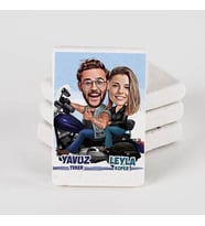 Kişiye Özel Özgür Ruhlu Sevgililer Karikatürlü Taş Buzdolabı Magneti