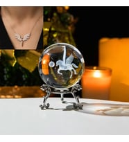 Dekoratif Metal Ayaklı Pegasus Tasarımlı 3D Cam Küre VE Melek Kolye (Pembe)