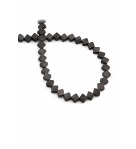 Hematit Doğal Taş Parlak Siyah Kare Kesim 6x6mm Dizi [AA]