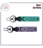 Doktora Teşekkür İçin Anlamlı Hediye – Ay Yıldız Desenli Deri Anahtarlık Seti, Koyu Turkuaz-Mor (Çok Renkli)