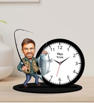 Kişiye Özel Hediye Balıkçı Karikatürlü Ahşap Biblo Masa Saati