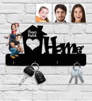 Kişiye Özel Karikatür Baskılı Ahşap Anahtarlık Aile-6 25x15 cm