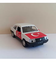 Bu 1:32 ölçekli Sesli Işıklı Çek Bırak Türk Bayraklı Şahin Araba