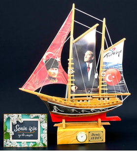 Size Özel Saatli El Yapımı Doğal Ahşap Gemi Maketi Hediyesi Farklı Modeller (Model 2)