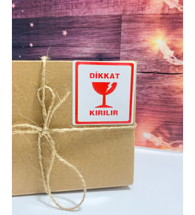Dikkat Kırılır Uyarı Etiket Kırmızı Çerçeveli 6x6 cm 100 Adet Rulo Etiket