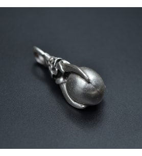 Gotik Ejderha Pençesi Kolye Ucu - Antik Gümüş Kaplama - Kod:48