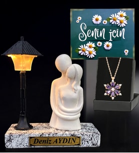Kişiye Özel İsimli Hediye Seti, Biblolu Beyaz Masa Lambası ve Gerçek Ametist Taşlı Lotus Kolye (Model 6)