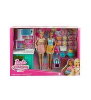HJY94 Barbie Brooklyn ve Malibu Pasta Yapıyor Oyun Seti