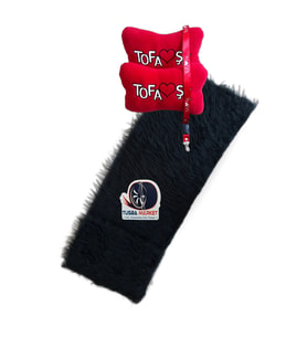 Tofaş Torpido Koruyucu Halı & Uzun Tüylü Siyah Peluş Torpido Örtüsü & Havlusu / Kırmızı Polar Boyun Yastık