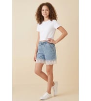 Kız Çocuk Tül Dantelli Ve Beli Lastikli Jean Şort 2-12 Yaş 12674SK MODANINO