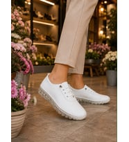 BEREN Hakiki Deri Beyaz Kadın Ayakkabı Ortopedik Taban Düz Esnek Bağcıklı Comfort Casual Günlük Sneaker