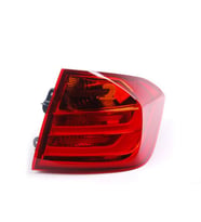 BMW 3 Serisi F30 F31 F80 2012-2016 Sağ Dış Duylu Stop Lambası