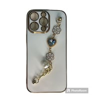 IPHONE 14 PRO MAX UYUMLU BEYAZ ZİNCİRLİ TELEFON KILIFI
