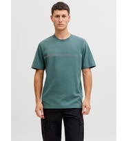 JCOFUSION CHEST BRAND TEE SS CREW NOOS North Atlantic
