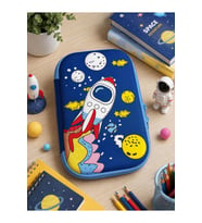 Büyük Boy Erkek Çocuk Kalemlik, 3D Astronot ve UFO Desenli, Geniş Hacimli