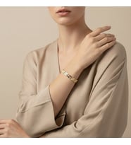 STİL İNCİSİ/XUPING JEWELRY PİRİNÇ DİKDÖRTGEN ZİRKON TAŞLI BİLEKLİK (Altın)