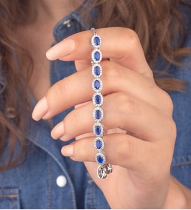 925 Ayar Gümüş Oval Safir Taşlı Asansörlü Bileklik