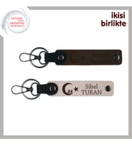 Kuzene Gurur Dolu Hediye – Çocuk Ve Ayyıldız ve İsimli 2' li Anahtarlık Takımı, Koyu Kahve-Pudra