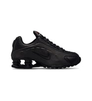 kadın NikeShox R4   CW2626-003