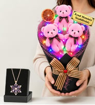 Kişiye Özel Renkli Led Işıklı Pembe Peluş Ayıcık Buketi ve Gerçek Ametist Taşlı Lotus Kolye