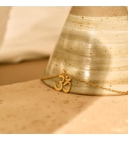 Kişiye Özel 925 Ayar Gümüş Om Sembol Model Bileklik (Gold)