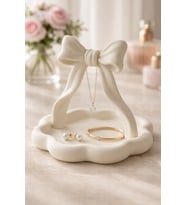 Fiyonklu Takı Standı – Dekoratif 3D Baskı Kolye & Bileklik Düzenleyici Organizer