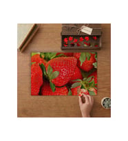 Yakın Çekim Çilekler Tasarımı 240 parça Ahşap Puzzle Ahşap Kutuda MP03978