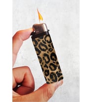 Leopar Kahverengi Klasik Çakmak, Tekrar Doldurulabilir