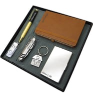 Signator® Arbor  İsme Özel Set - 32 Gb. Usb Bellek + Çakı + Not defteri  + Anahtarlık + Kalem ve Kartvizitlik  İsme Özel Hediyelik Set (Karışık)
